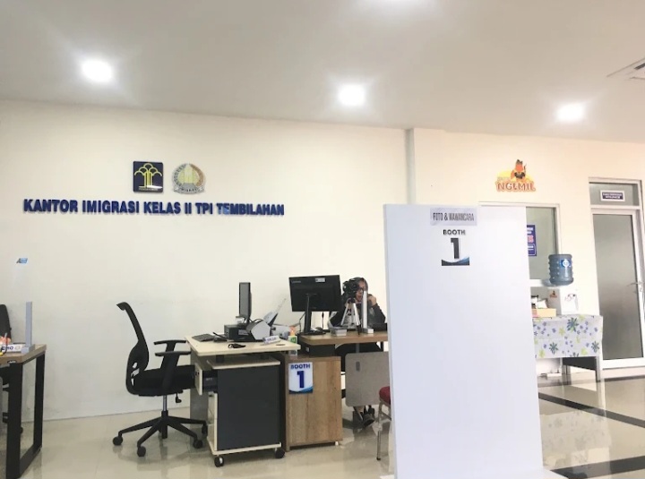 Oknum Pegawai Imigrasi Kelas II Tembilahan Berinisial SN Diduga Jadi Calo Pembuatan Paspor