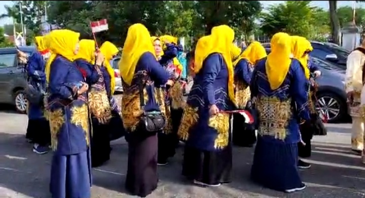 KBB Riau Ikut Berpartisipasi Dalam Pawai Buda di Pekanbaru
