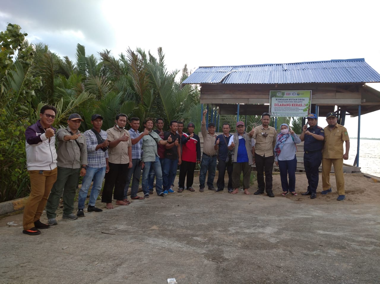 Jaga kelestarian Hutan Desa, 4 LPHD Kuindra Patroli Gabungan di Sungai