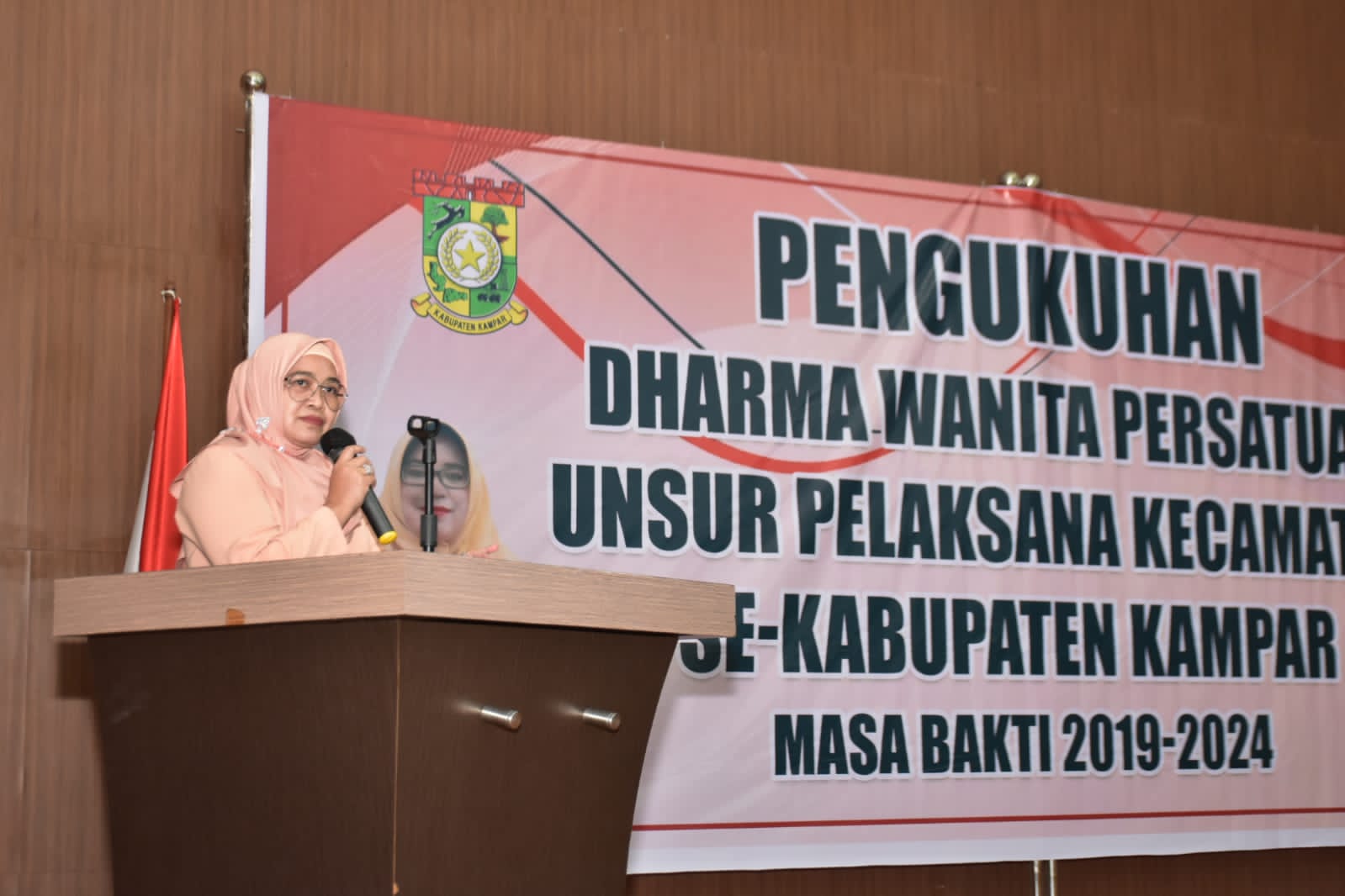 Pengukuhan DWP Unsur Pelaksana Kecamatan Se Kabupaten Kampar 2019-2024 Baru Terlaksana Akibat Covid-19