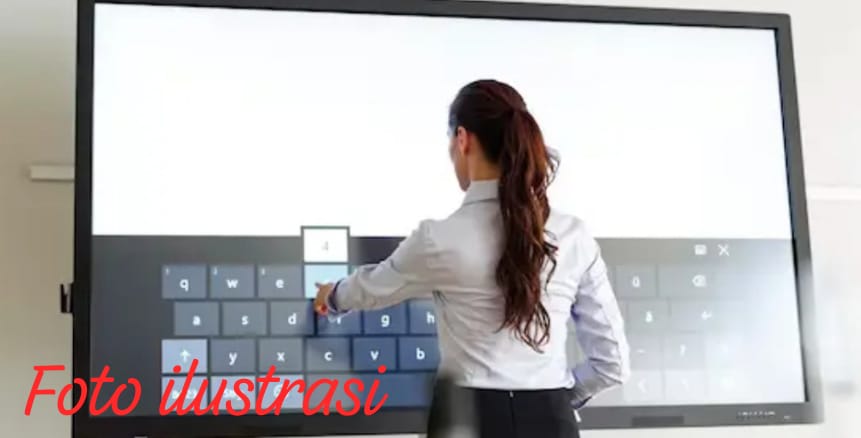 Dinas Pendidikan Inhil salurkan bantuan TV Layar lebar ke sejumlah sekolah, Kadis Belum Beri Jawaban