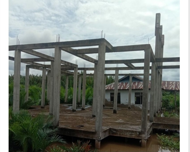 Dibangun 2017, Kantor Desa Tanjung Melayu Tak Kunjung Selesai