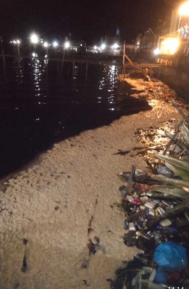 PT Pulau Sambu Disinyalir Buang Limbah B3 ke Sunga Kateman